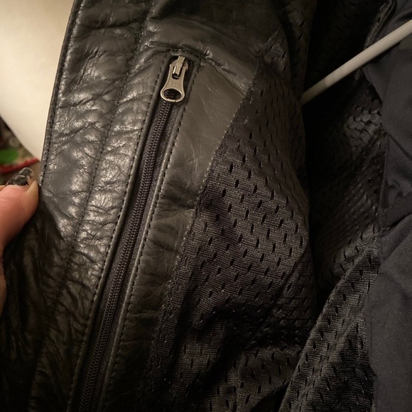 Harley Davidson Leather Jacket size Med - Picture 8 of 11